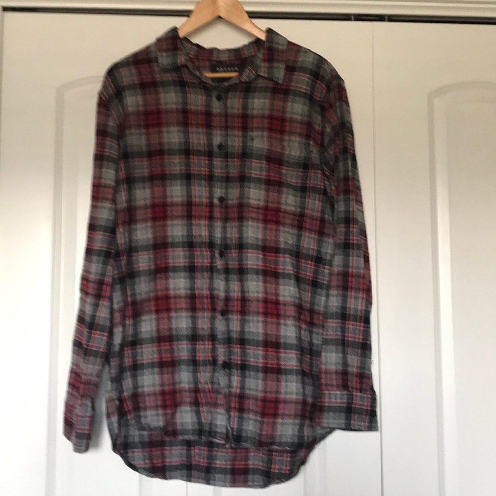 Men’s flannel shirt